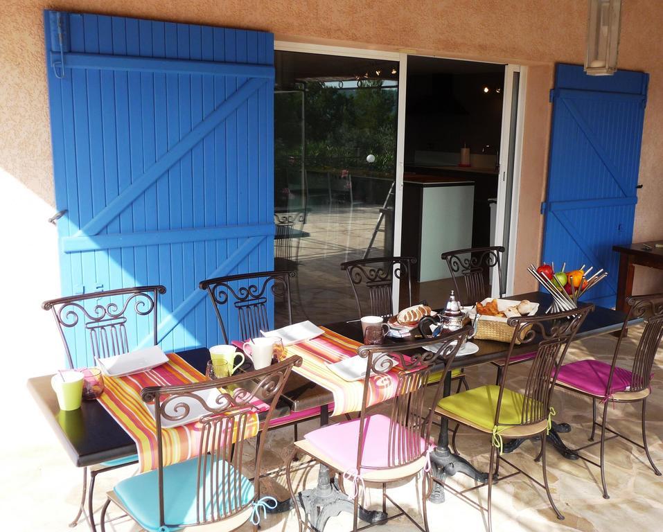 La Bastide Des Selves Bed & Breakfast Draguignan Exterior photo