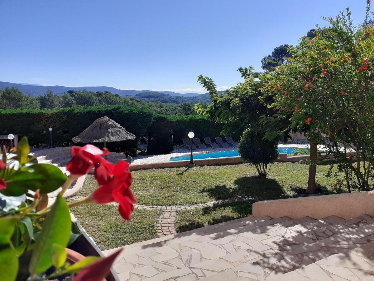 La Bastide Des Selves Bed & Breakfast Draguignan Exterior photo